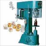 半自動(dòng)鎖蓋設(shè)備